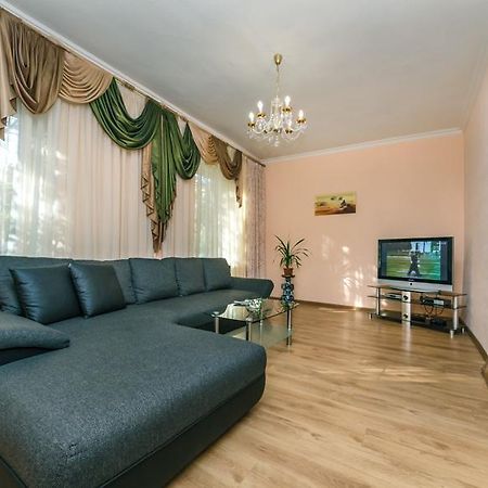 Two Bedroom Apartment On Liuteranska Street Kiev Exterior foto